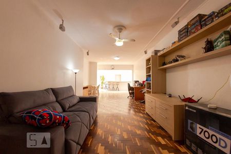 Casa à venda com 400m², 4 quartos e 2 vagasSala do Segundo Pavimento