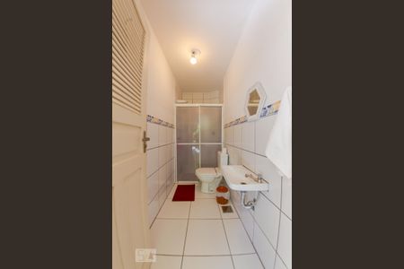 Casa à venda com 400m², 4 quartos e 2 vagasBanheiro de Serviço