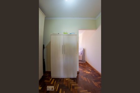 Casa à venda com 400m², 4 quartos e 2 vagasQuarto 1 - Suíte - Closet