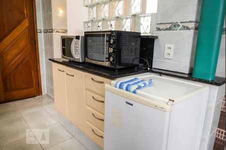 Cozinha de apartamento à venda com 2 quartos, 77m² em Copacabana, Rio de Janeiro