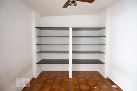 Casa à venda com 100m², 3 quartos e 3 vagas Casa à venda com 100m², 3 quartos e 3 vagasEdícula