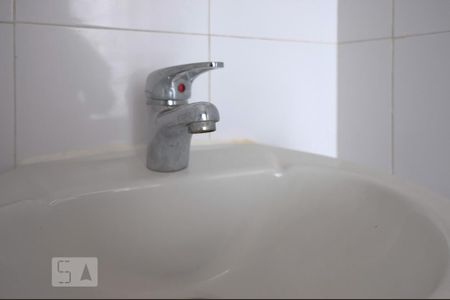 Apartamento à venda com 51m², 2 quartos e 1 vaga Apartamento à venda com 51m², 2 quartos e 1 vagaBanheiro
