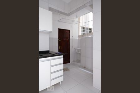 Apartamento à venda com 51m², 2 quartos e 1 vaga Apartamento à venda com 51m², 2 quartos e 1 vagaCozinha e Área de Serviço