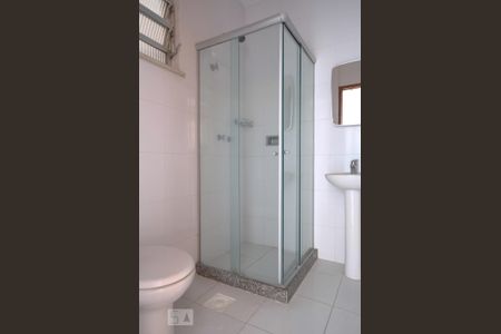 Apartamento à venda com 51m², 2 quartos e 1 vaga Apartamento à venda com 51m², 2 quartos e 1 vagaBanheiro