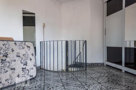 Casa à venda com 3 quartos, 357m² em Vila Sabrina, São Paulo