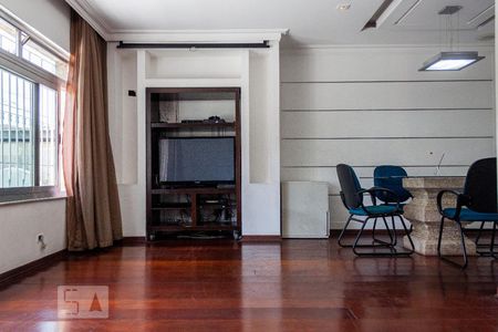Casa à venda com 3 quartos, 357m² em Vila Sabrina, São Paulo