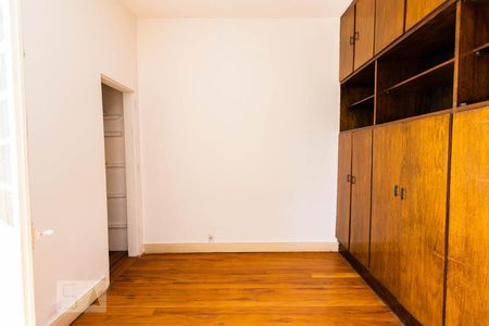 Quarto de casa para alugar com 2 quartos, 74m² em Vila Mariana, São Paulo