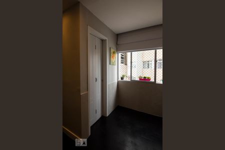 Apartamento à venda com 40m², 1 quarto e sem vagaPorta para Banheiro