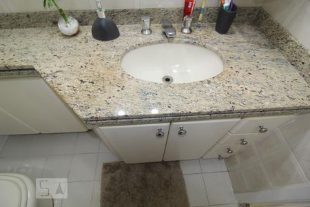 Apartamento à venda com 103m², 3 quartos e 1 vagaBanheiro 2 social