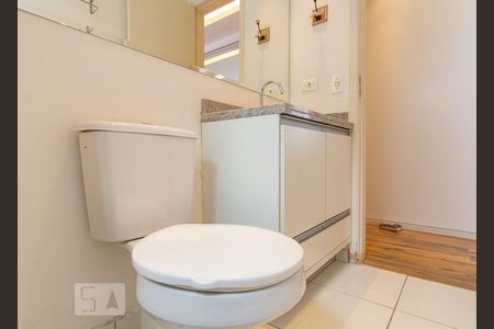 Apartamento para alugar com 57m², 2 quartos e 1 vaga Apartamento para alugar com 57m², 2 quartos e 1 vagaBanheiro 2