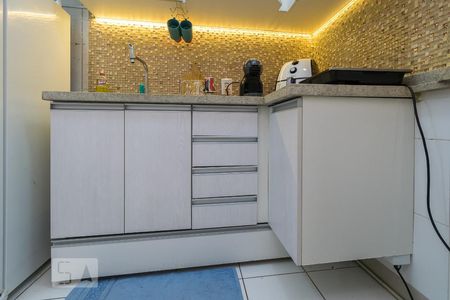 Apartamento para alugar com 62m², 3 quartos e 1 vagaCozinha - Armários