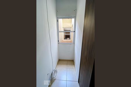 Casa de condomínio à venda com 97m², 2 quartos e 2 vagaslateral Sótão lado Direito