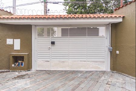 Casa à venda com 180m², 3 quartos e 5 vagasGaragem e Fachada