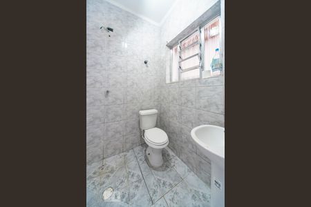 Casa à venda com 180m², 3 quartos e 5 vagasBanheiro de Serviço