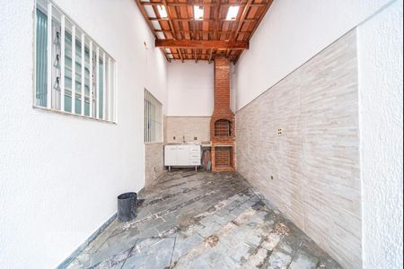 Casa à venda com 180m², 3 quartos e 5 vagasChurrasqueira e Quintal