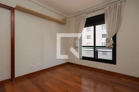 Apartamento à venda com 228m², 4 quartos e 3 vagas Apartamento à venda com 228m², 4 quartos e 3 vagasSuíte 3
