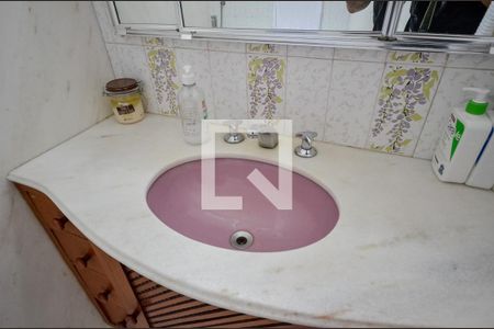 Apartamento à venda com 336m², 4 quartos e 2 vagasBanheiro Social