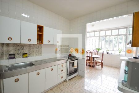 Apartamento à venda com 336m², 4 quartos e 2 vagasCozinha