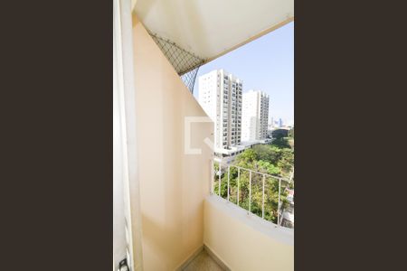 Sacada da Sala de apartamento para alugar com 3 quartos, 56m² em Vila Cachoeira, São Paulo