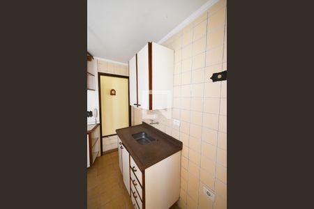 Cozinha de apartamento para alugar com 3 quartos, 56m² em Vila Cachoeira, São Paulo