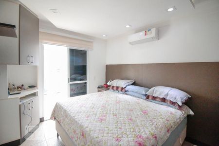 Apartamento à venda com 250m², 3 quartos e 4 vagassuite