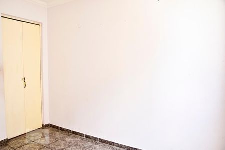 Quarto 2  Parede Lateral Direita de apartamento para alugar com 2 quartos, 47m² em Itaquera, São Paulo
