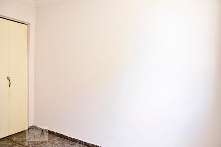 Quarto 1  Parede Lateral Direita de apartamento para alugar com 2 quartos, 47m² em Itaquera, São Paulo