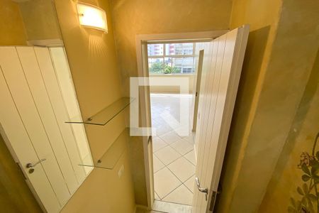 Apartamento para alugar com 160m², 4 quartos e 1 vagaLavabo