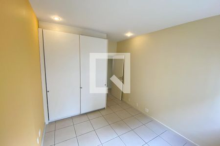 Apartamento para alugar com 160m², 4 quartos e 1 vagaQuarto 3
