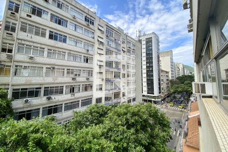 Vista  de apartamento à venda com 4 quartos, 160m² em Copacabana, Rio de Janeiro