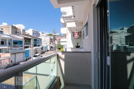 Casa de condomínio à venda com 220m², 3 quartos e 1 vagavaranda da suite