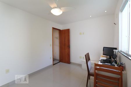 Casa de condomínio à venda com 220m², 3 quartos e 1 vagaQuarto suite 3