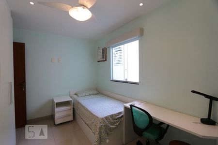 Casa de condomínio à venda com 220m², 3 quartos e 1 vagaQuarto suite 2