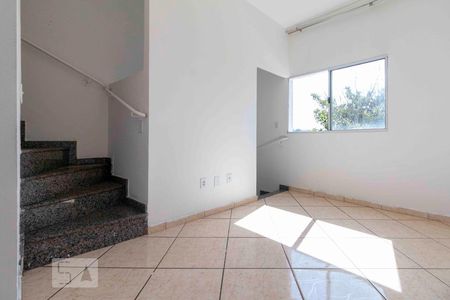 Sala de casa à venda com 2 quartos, 127m² em Vila Ré, São Paulo