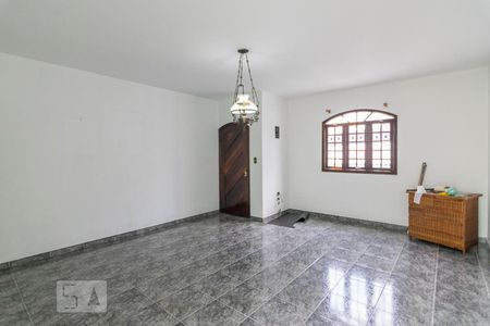Sala de casa para alugar com 3 quartos, 260m² em Parque das Nações, Santo André