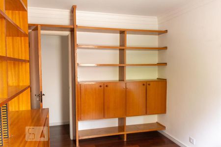 Apartamento para alugar com 168m², 5 quartos e 2 vagasQuarto 2