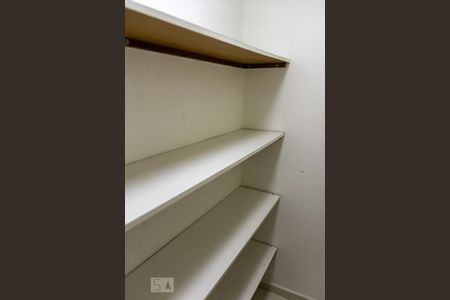 Apartamento para alugar com 168m², 5 quartos e 2 vagasCozinha - dispensa