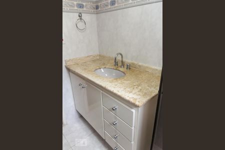 Apartamento para alugar com 168m², 5 quartos e 2 vagasQuarto 3 - suite