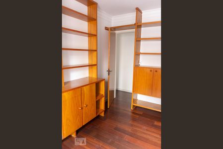 Apartamento para alugar com 168m², 5 quartos e 2 vagasQuarto 2