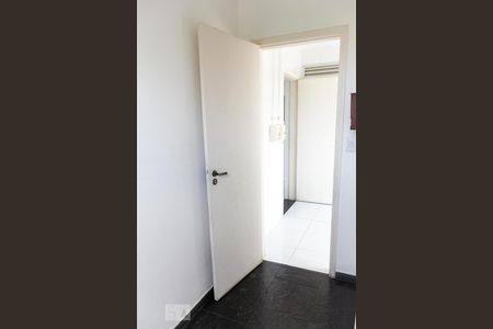 Apartamento para alugar com 168m², 5 quartos e 2 vagasQuarto Serviço