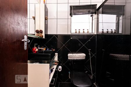 Apartamento à venda com 210m², 3 quartos e 4 vagasBanheiro 
