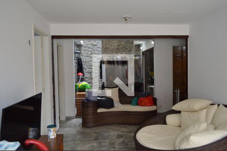 Casa para alugar com 650m², 6 quartos e 6 vagasCorredor