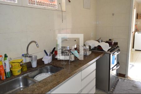 Casa para alugar com 650m², 6 quartos e 6 vagasCozinha