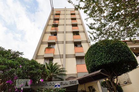 Apartamento à venda com 40m², 1 quarto e 1 vaga Apartamento à venda com 40m², 1 quarto e 1 vagaFachada