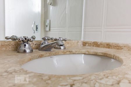 Apartamento à venda com 40m², 1 quarto e 1 vaga Apartamento à venda com 40m², 1 quarto e 1 vagaBanheiro
