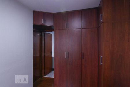 Apartamento para alugar com 77m², 2 quartos e 2 vagas Apartamento para alugar com 77m², 2 quartos e 2 vagasSuíte