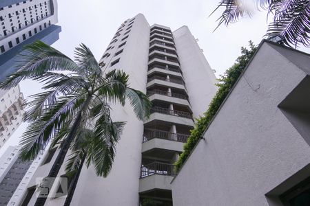 Apartamento para alugar com 77m², 2 quartos e 2 vagas Apartamento para alugar com 77m², 2 quartos e 2 vagasFachada