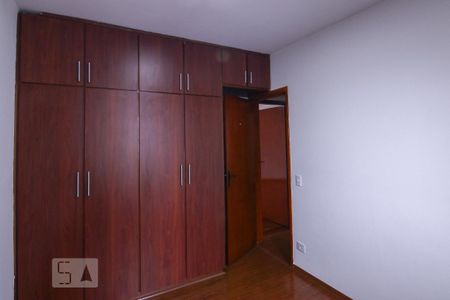 Apartamento para alugar com 77m², 2 quartos e 2 vagas Apartamento para alugar com 77m², 2 quartos e 2 vagasQuarto