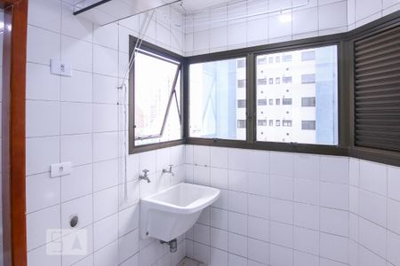 Apartamento para alugar com 77m², 2 quartos e 2 vagas Apartamento para alugar com 77m², 2 quartos e 2 vagasLavanderia