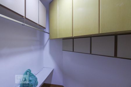 Apartamento para alugar com 77m², 2 quartos e 2 vagas Apartamento para alugar com 77m², 2 quartos e 2 vagasQuarto de Serviço
